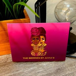 Juvia’s Place The Berries Eyeshadow Palette